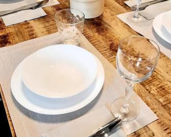 Parkside Appartement - Grafenau - Restauracja