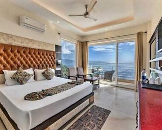 Wood Stock - Kasauli - Habitación