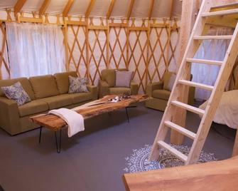 The Chapman at Chandler Brook Village - Bethel - Living room