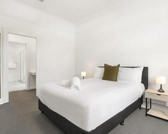 Grand View Hotel - Wentworth Falls - Bedroom