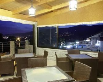Hotel Liñares - Poio - Balkon