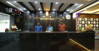 Hotel Sree Devi Madurai - Madurai - Front desk