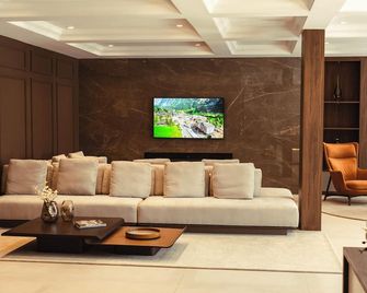 ポサーダ ムラーノ - カンポス・ド・ジョルダン - ラウンジ