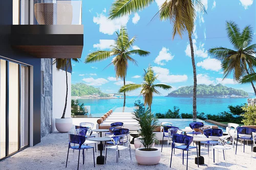 Sunlight Hotel - Ksamil - פטיו