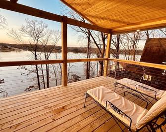 Logan Martin Lakefront Retreat - Talladega