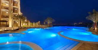 DoubleTree by Hilton Resort & Spa Marjan Island - Ras Al Khaimah - Havuz