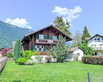Holiday Home Chalet Dori by Interhome - Interlaken - Building