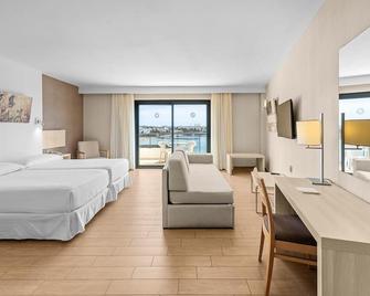 Be Live Experience Lanzarote Beach - Costa Teguise - Bedroom