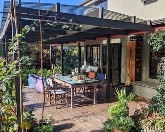 Stonelea, cottage by the sea. - 凱里凱里 - 天井