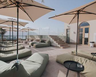 Infinity Hotel & More - Budva - Patio