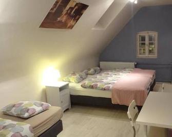 Rosemary's Private Ensuite Rooms in Old Town - Poznan - Bedroom