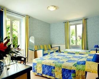 Hotel Des Voyageurs Rest. La Bonne Tabl'hay - Livron-sur-Drôme