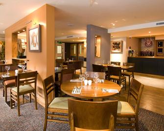 Premier Inn Brentwood - Brentwood - Restaurant