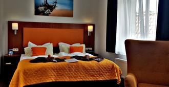 Hotel Amber Altstadt - Stralsund - Bedroom