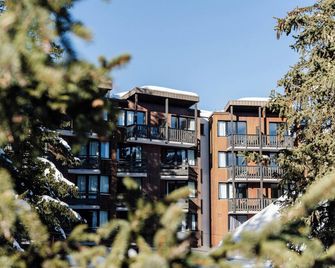 Lake Hotel Courchevel 1850 - Courchevel - Building