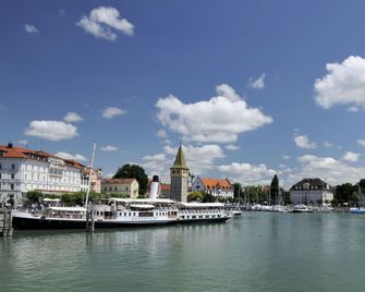 JUFA Hotel Meersburg - Meersburg - Building