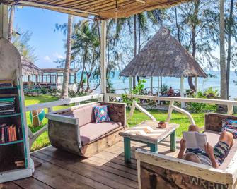 Paradise Beach Resort - Uroa - Lounge