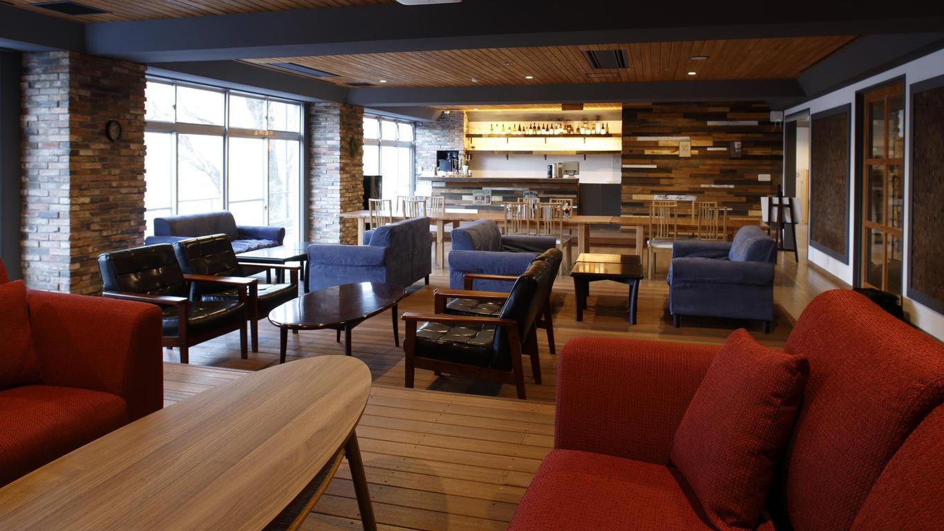 Kyou Bar Lounge & Inn