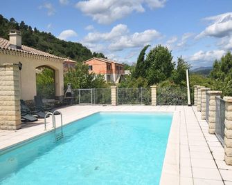 Villa near Les Vans Centre - Les Vans - Pool