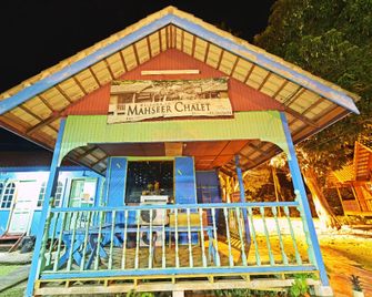 Spot On 90619 Mahseer Hostel - Kuala Tahan - Budova