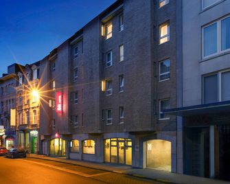 إيبيس لوفين سنتروم - ليوفين - مبنى