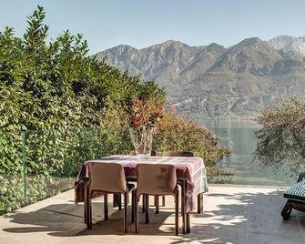 Villa Sara Lakeside - Oliveto Lario - Patio