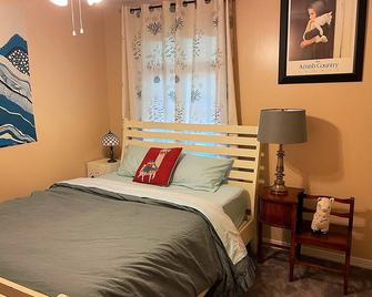 Moonfire Farm Shenandoah region cozy getaway - Barboursville - Bedroom