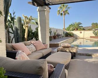 Cactus House - Private home w/pool next to mountains and close to everything - Phoenix - Piscina