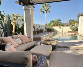 Cactus House - Private home w/pool next to mountains and close to everything - Phoenix - Piscina