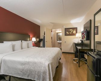 Red Roof Plus+ Pittsburgh East - Monroeville - Monroeville (Pennsylvania) - Sovrum