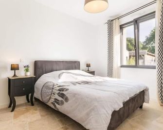 Gite Charmant Coeur Parc De Briere, Proc - La Chapelle-des-Marais - Chambre