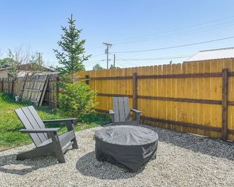 Centrally Located Pinedale Vacation Rental! - Pinedale - Patio
