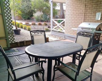 Relaxing self contained cottage with everything you need - Sleeps up to 6. - Lyndoch - Patio