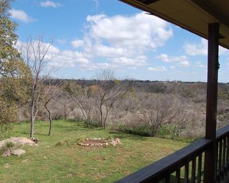 Castell Cabin on the Llano River - Llano - Balkon