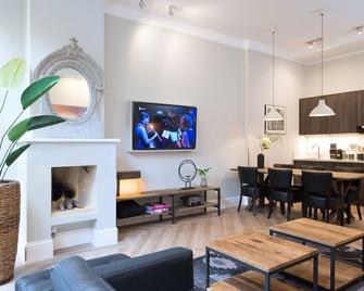 Bizstay Park Central Executive - The Hague - Living room