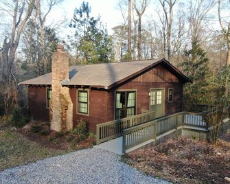 The Edlin House! Featured On Hgtv's Hometown! - Ellisville - Edificio