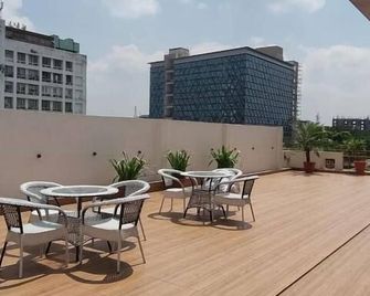Joey's Hostel Jaipur - Jaipur - Balcón