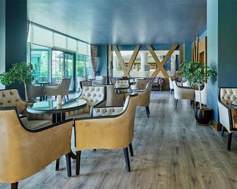 Luna Blanca Resort & Spa - Side - Lounge