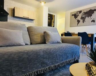 Le petit marquisat à deux pas du lac - Annecy - Sala de estar