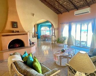 Beachfront Casa with All the Amenities of Home! - Buenavista - Living room