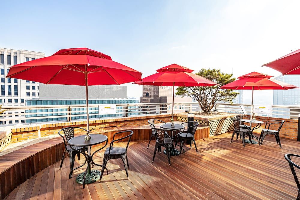 Ramada Hotel & Suites by Wyndham Seoul Namdaemun - סיאול - מרפסת