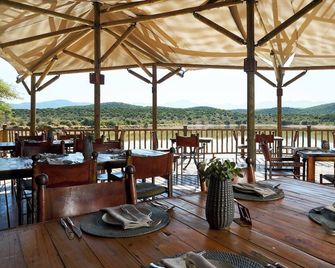 Buffelsdrift Game Lodge - Oudtshoorn - Restaurante