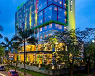 ibis Styles Cikarang - Bekasi - Bygning