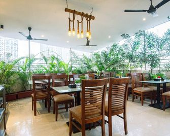 Hotel Skylink Hospitality Mumbai - Mumbai - Restaurant