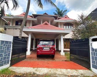 La Casa Trivandrum 4 Bhk Premium Villa At City Centre - Thiruvananthapuram - Building