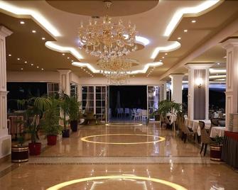Fafa Hotel - Golem - Lobby