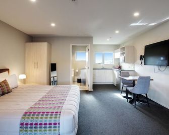 إيلرسلي بالمز موتل - أوكلاند - غرفة نوم