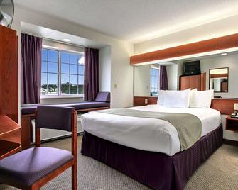 Microtel Inn & Suites by Wyndham Bridgeport - Bridgeport - Slaapkamer