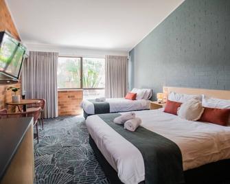 Bribie Island Hotel - Woorim - Bedroom