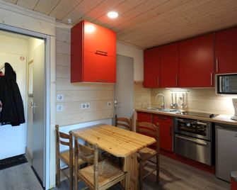 Beautiful 25m2 apartment facing south - Les Belleville - Kitchen